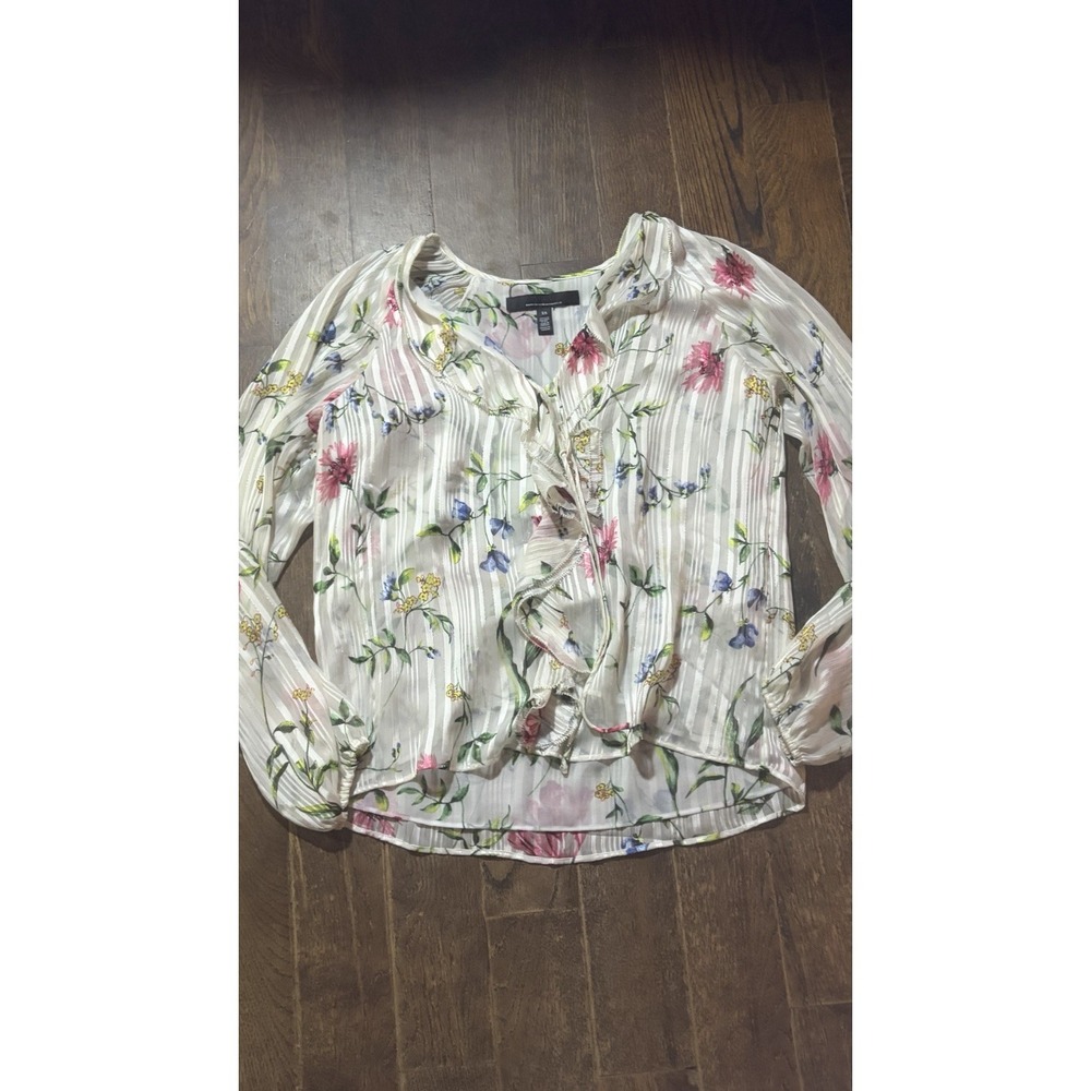 WHITE HOUSE BLACK MARKET  Ruffle Front Blouse Women's Size XS Floral Multi